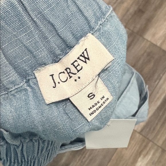 J. Crew Chambray Ruffle Tank Blue  Top Denim size small NEW - Picture 9 of 10